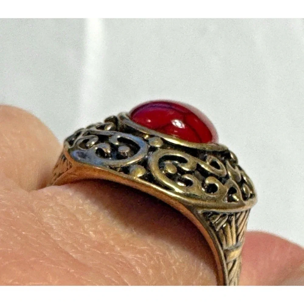 Vintage Style Red Faux Turquoise Filigree Cocktail Ring Gold Tone Size 10.5